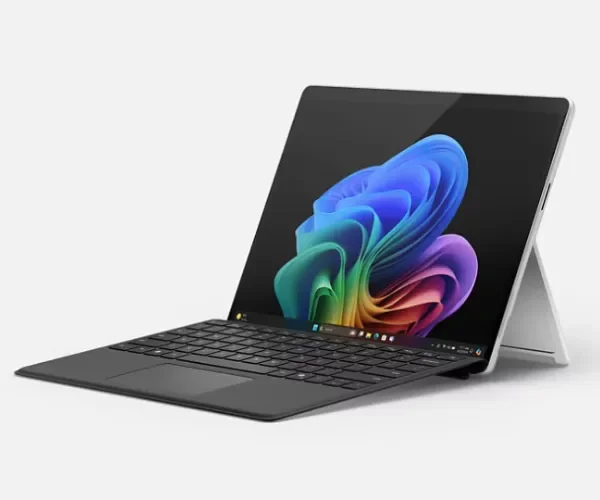 Surface Pro 11 for Business (Intel)